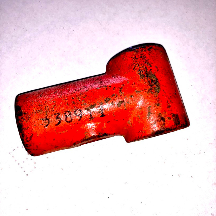 70338911 AGCO Allis-Chalmers PIVOT, threaded rod end