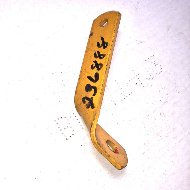 70236888 AGCO Allis-Chalmers L BRACKET