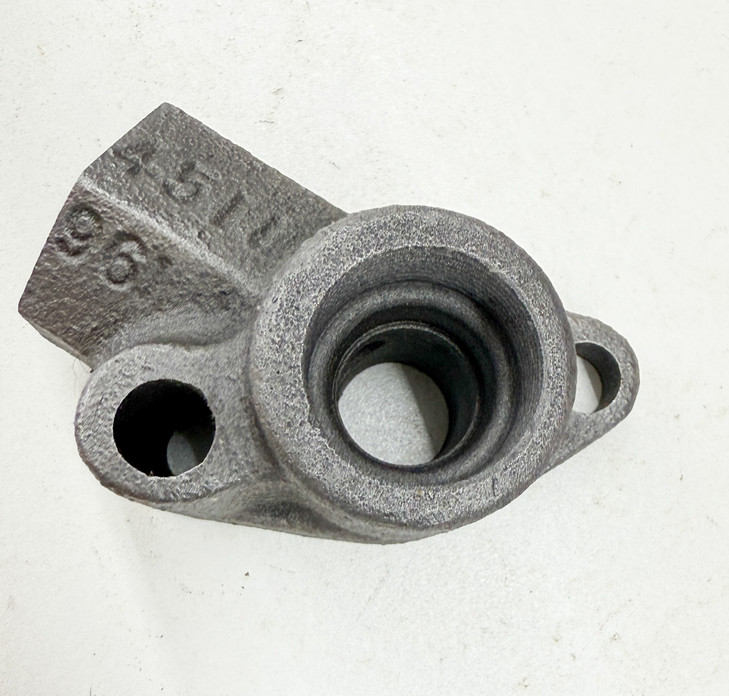 74511961 AGCO Allis-Chalmers FLANGE Housing