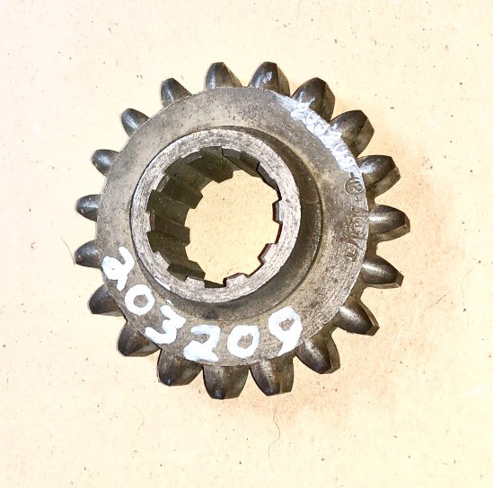 70206532, 203209 AGCO Allis-Chalmers 2nd GEAR