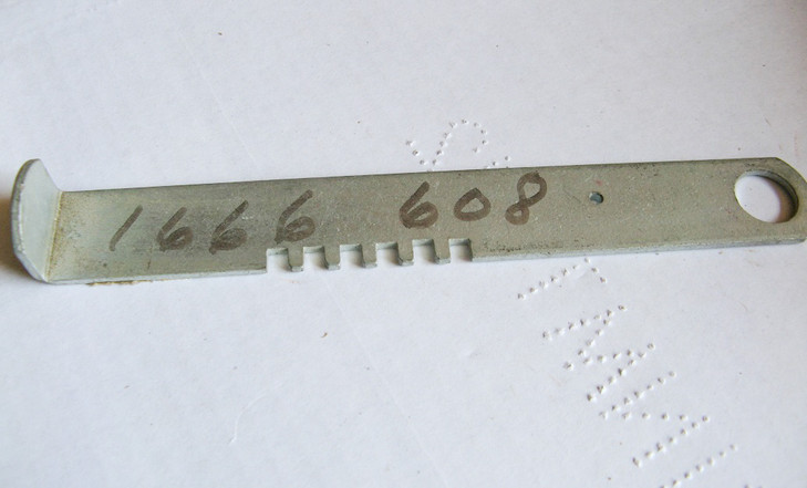 1666608 Simplicity Height Adjustment LEVER, Allis-Chalmers 72028047, 2028047
