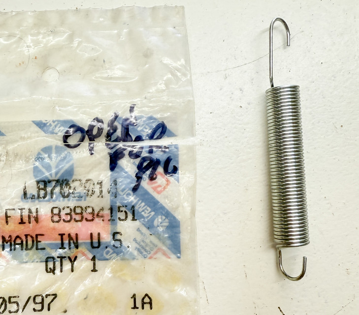 LB702014 Ford Lawn-Boy 3.62"L Pull SPRING, 702014, 83979609, 83994151, GB23487