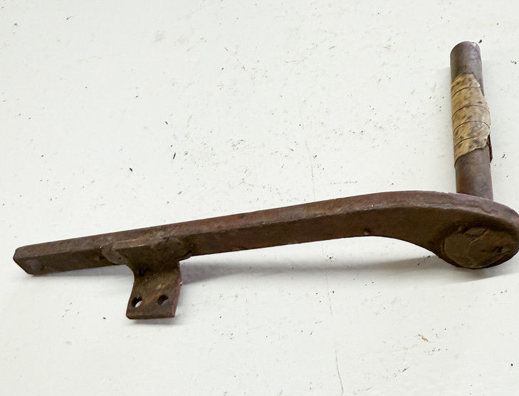 70800561 AGCO Allis-Chalmers G Tractor Governor LEVER Asy.