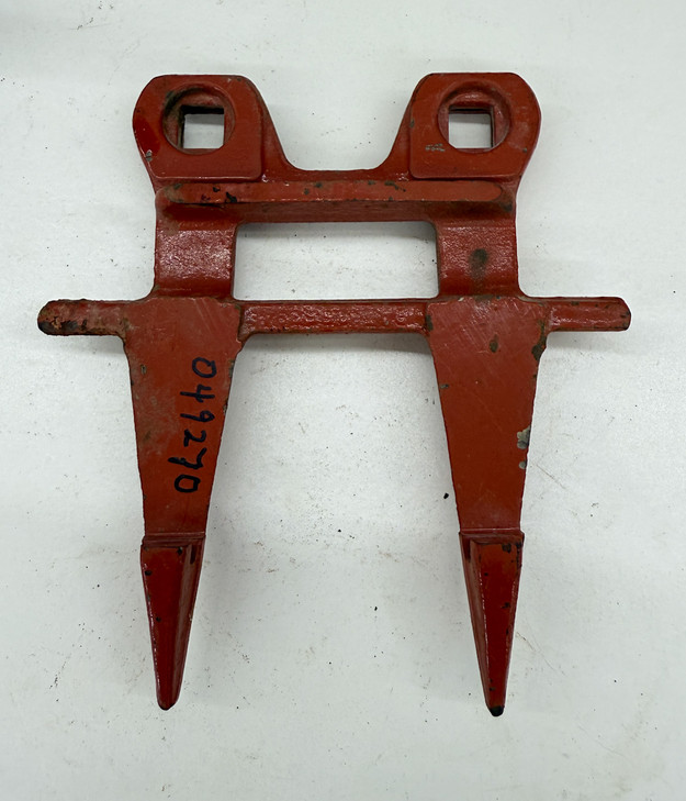 049270 AGCO Hesston Double GUARD, BT260.