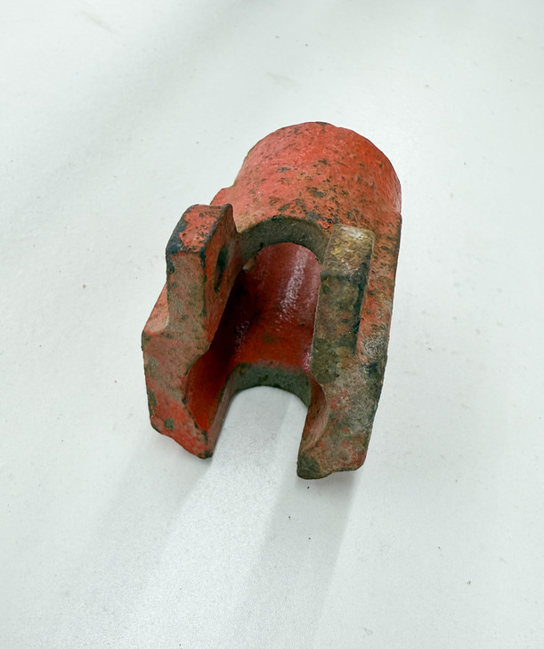 70321860 AGCO Allis-Chalmers Sleeve Bracket