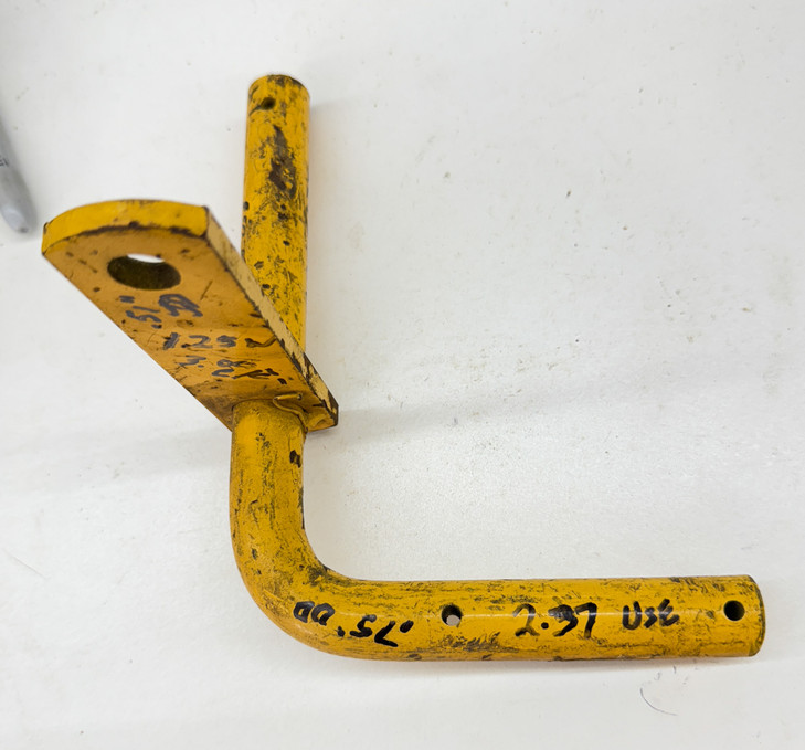 2055630 Allis-Chalmers Simplicity RH SPINDLE. Allis-Chalmers Models 5, 526, 532, 732 AC Mowbee, Mow-Bee Lawn Mower. Go Kart 3/4" Spindle, Go Cart Spindle.