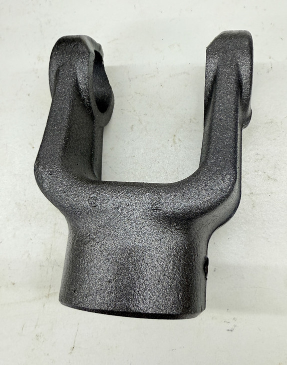 806-3522 Weasler Series 35, 1-3/8" Smooth Bore Double 5/16 and 3/8" Keyways. A-D358622,  137 BUSH HOG, 15234 SW SIDEWINDER. D358622,  JOHN DEERE VTR3360, 137BH BUSH HOG,  15234SW SIDEWINDER 22-1219  EDCOR 35N225637,  DRIVE-LINE 8063522,  CASE-IH 15234, 22-1158,  NEAPCO 35N2256-37, 6713-35813