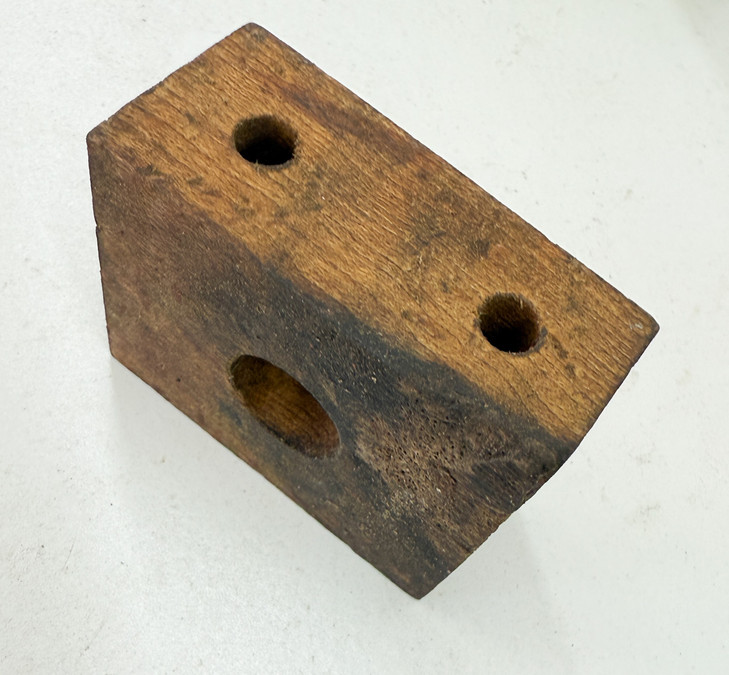70501623 AGCO Allis-Chalmers Hanger BLOCK, 501623.