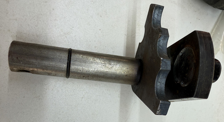 830440 IH Shift Lever