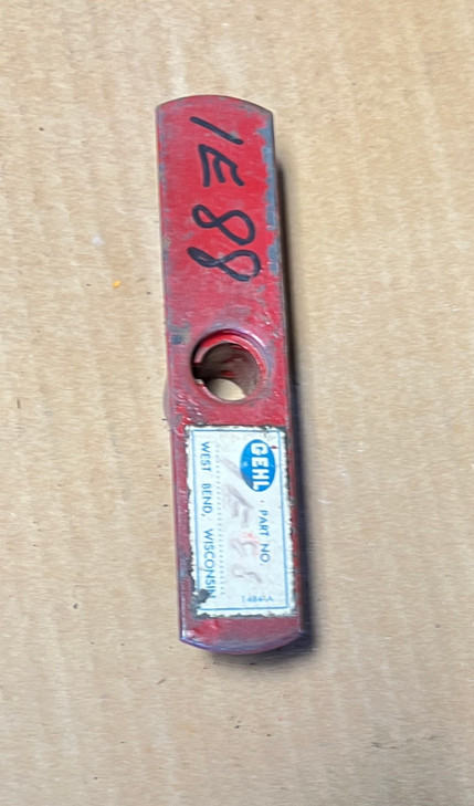 1E88 Gehl  Tee HANDLE  Smooth Bore with Keyway