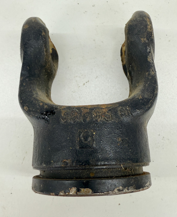 204056860 Bondioli & Pavesi PTO YOKE Series 100 Size 5, Casting Number 39505S1, Tisco BYT5-00-2-52, BYT500252, Bush Hog 66112, Land Pride 1705027, 204056860, New Holland 782089, John Deere W43201