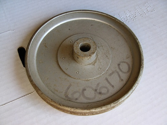 606170 Lawn Boy - Toro Pulley Single
