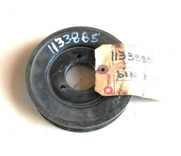 71133885 AGCO Gleaner Pulley Single