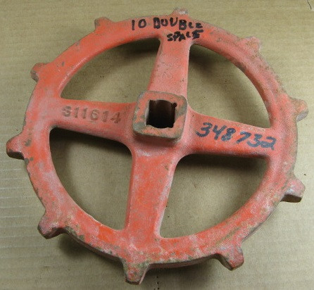 70348732, 70311614 AGCO Allis-Chalmers Sprocket