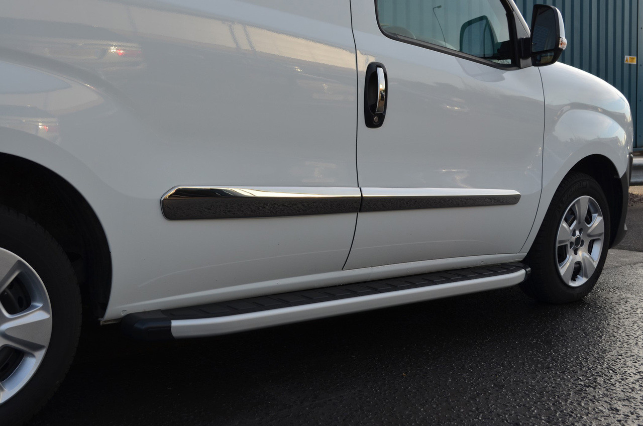 Chrome Side Door Streamer Trim Set Covers To Fit Vauxhall / Opel Combo (2011+)