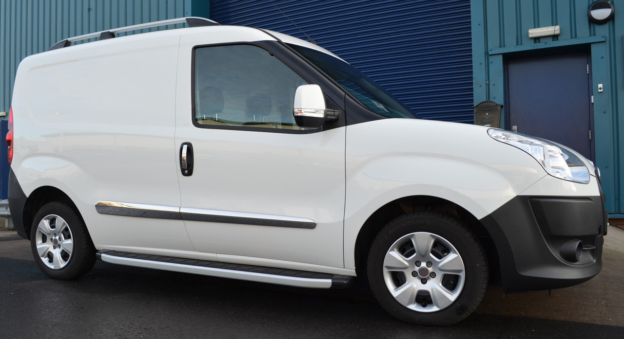 Aluminium Side Steps Bars Running Boards To Fit SWB Vauxhall Combo (2011+)