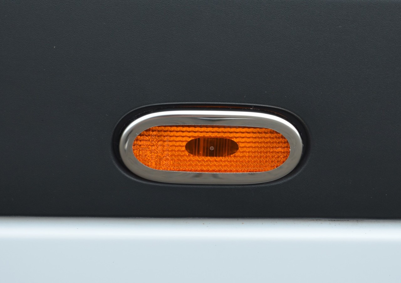 Chrome Side Reflector Marker Lamp Trims To Fit Volkswagen Crafter (2006-16)