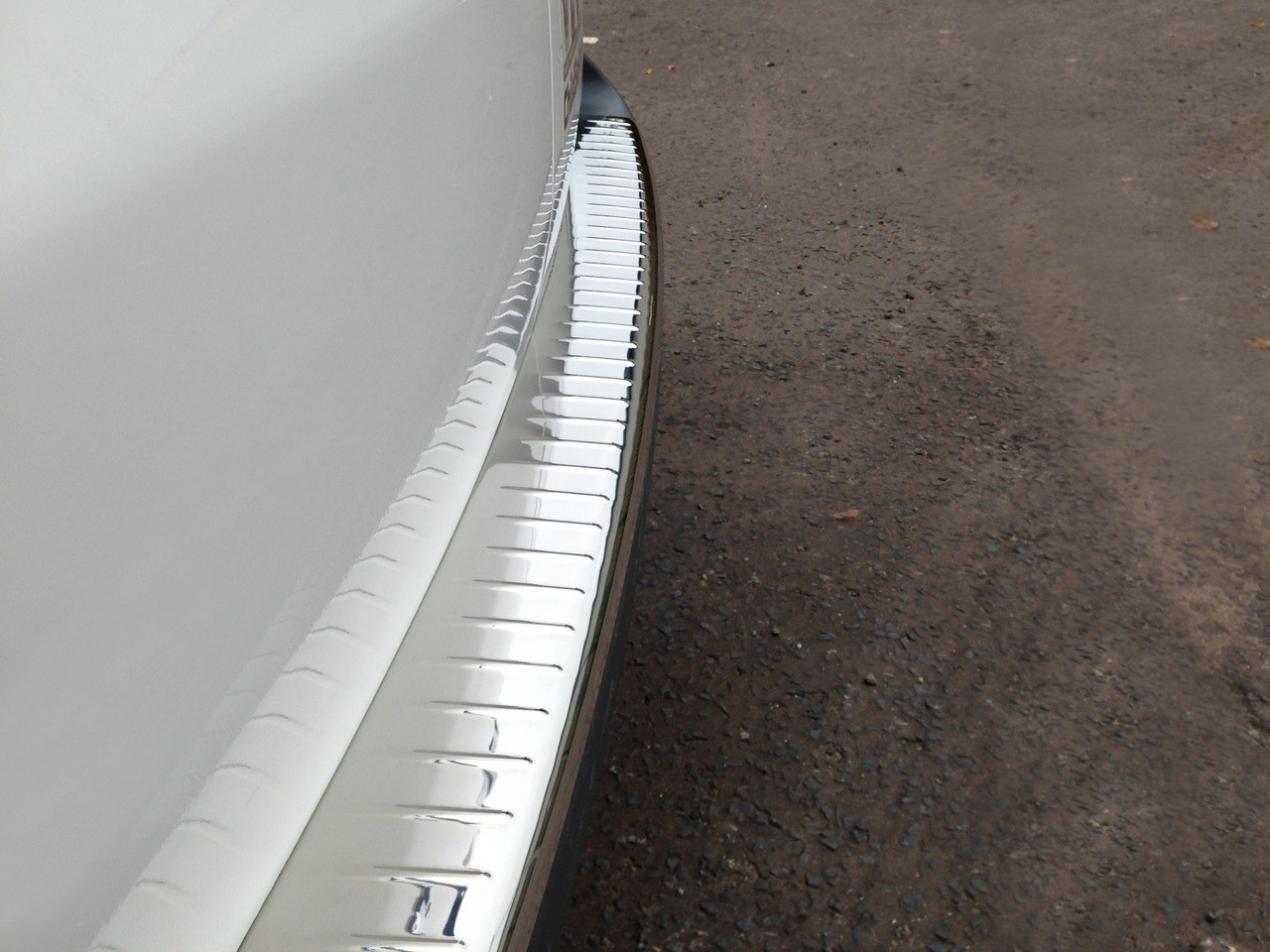 Chrome Bumper Sill Protector Trim Cover To Fit Volkswagen T5 Caravelle (2004-15)