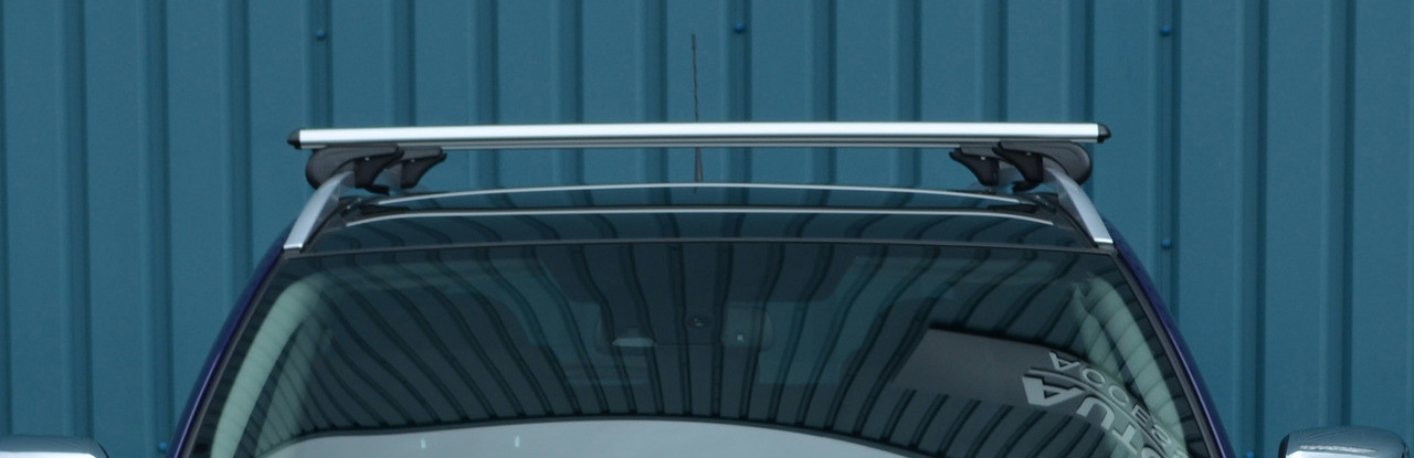 Cross Bars For Roof Rails To Fit Volkswagen Golf Plus (2004-09) 100KG Lockable