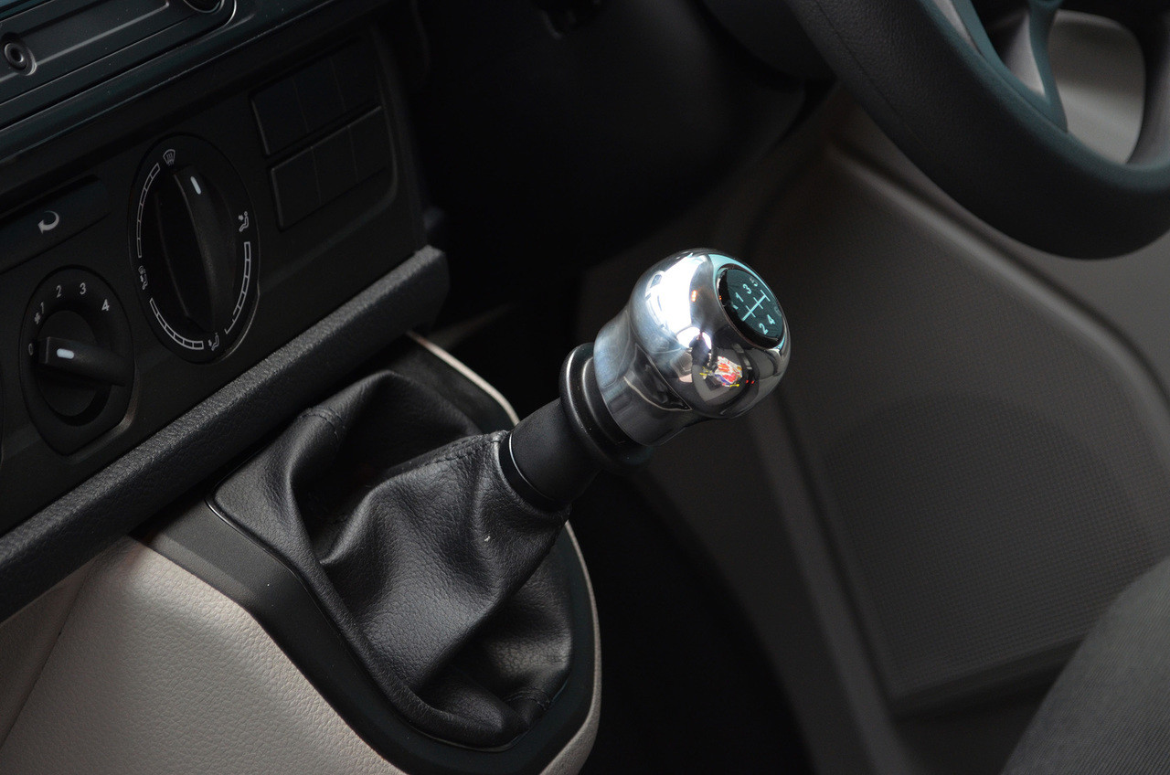 Chrome Gear Shift Knob Handle To Fit Volkswagen T6 Transporter (2016+)