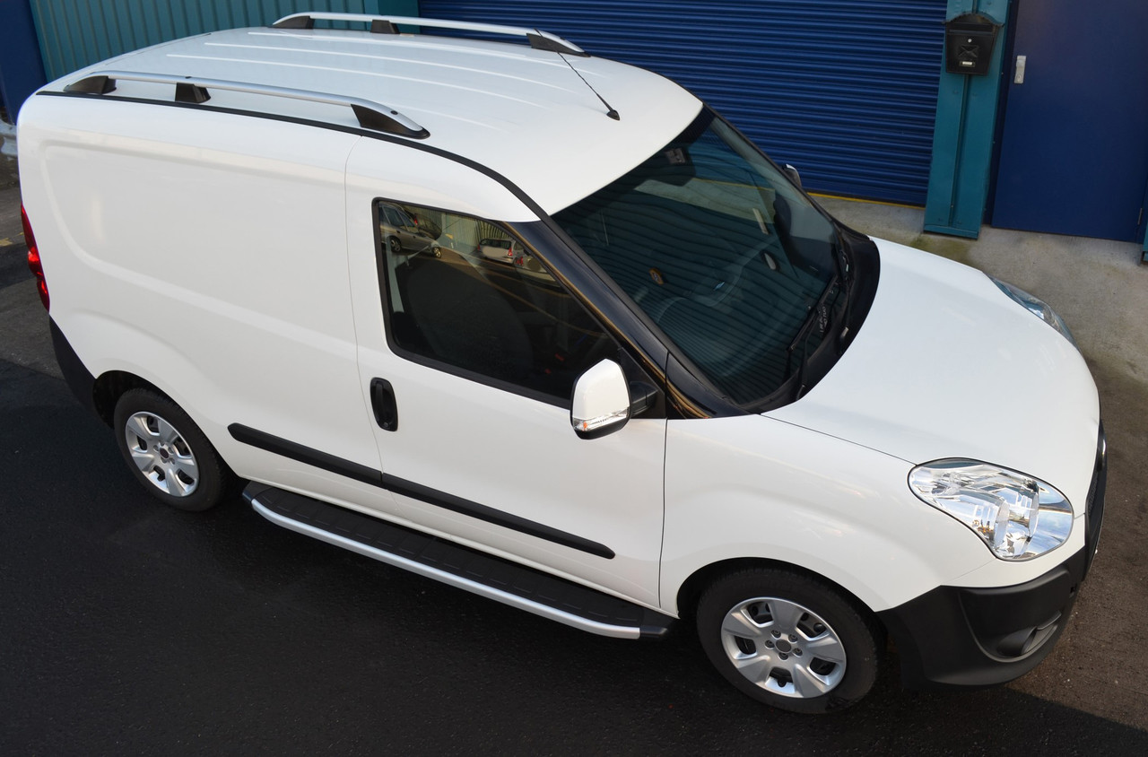 Aluminium Side Steps Bars Running Boards To Fit LWB Vauxhall Combo (2011+)