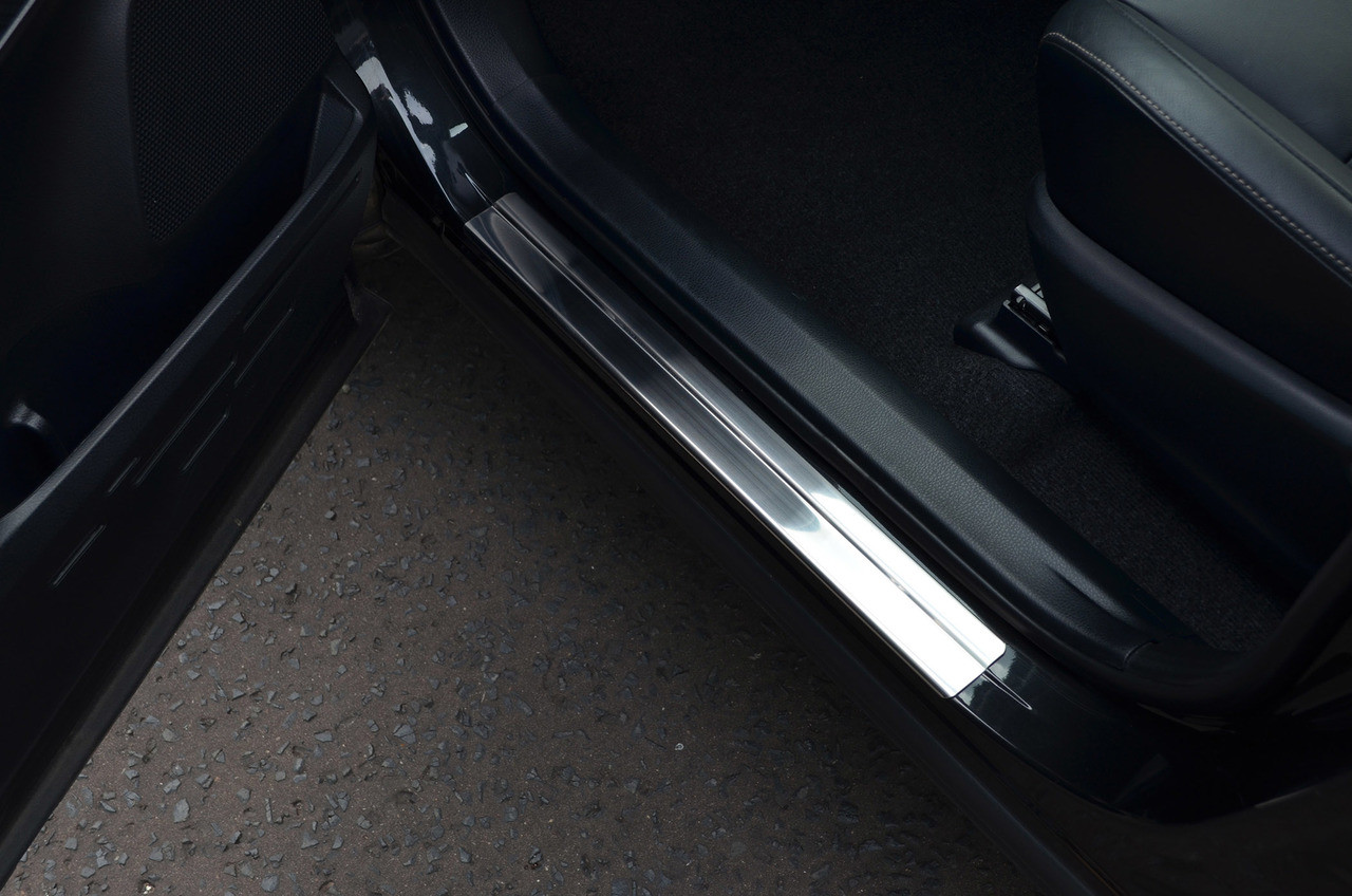 Chrome Door Sill Trim Covers Protectors To Fit Toyota Rav4 (2013+)