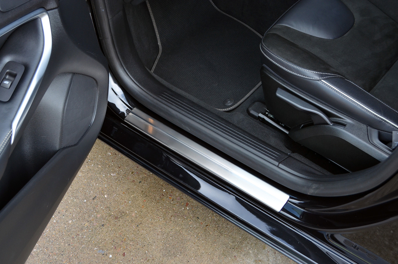 Chrome Door Sill Protectors Kick Plates Guards To Fit Volvo V40 (2013-19)