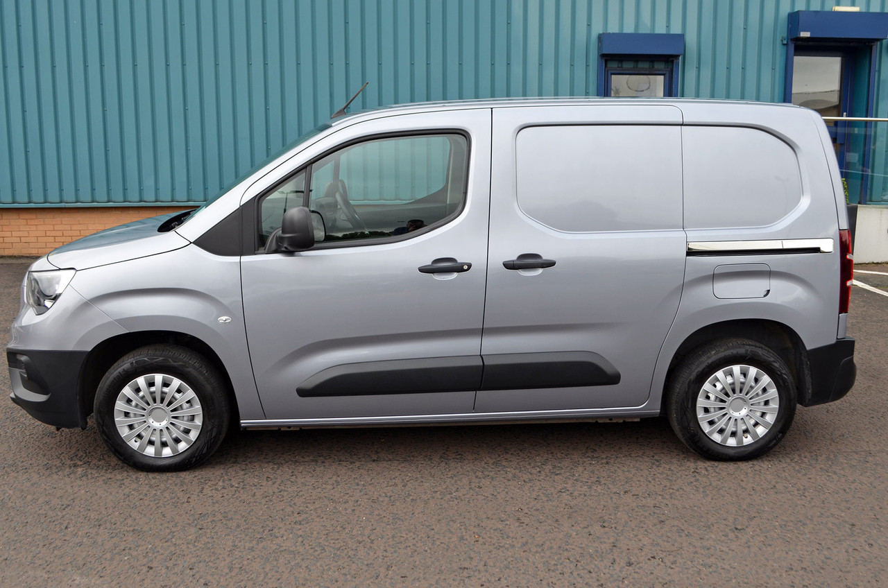 Chrome Sliding Door Rail Trim Covers To Fit Citroen Berlingo (2019+)