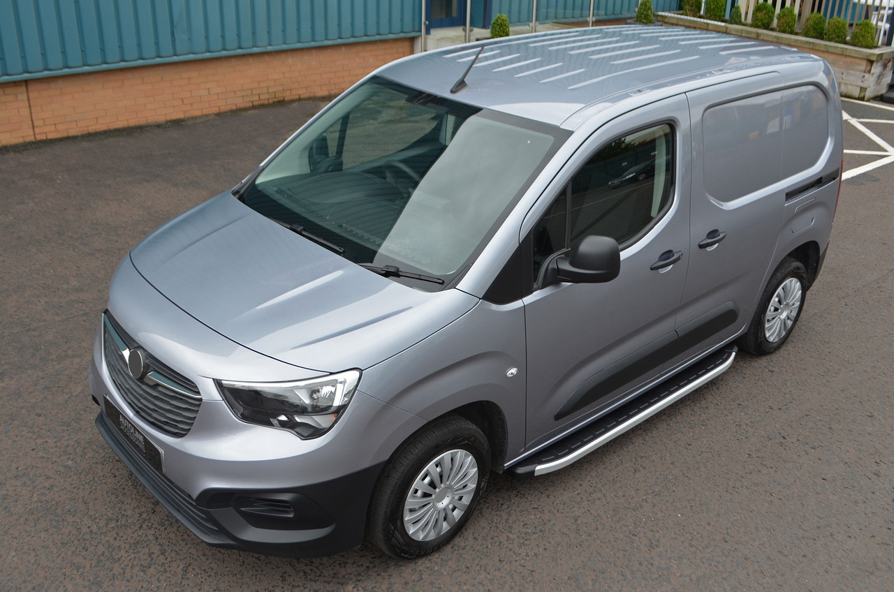 Aluminium Side Steps Bars Running Boards To Fit L1 Vauxhall Combo E (2019+)