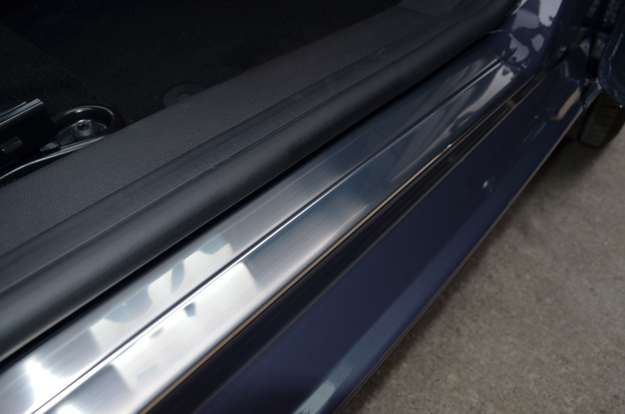 Chrome Door Sill Trim Covers Scuff Protectors Set To Fit Ford Focus (2005-11)