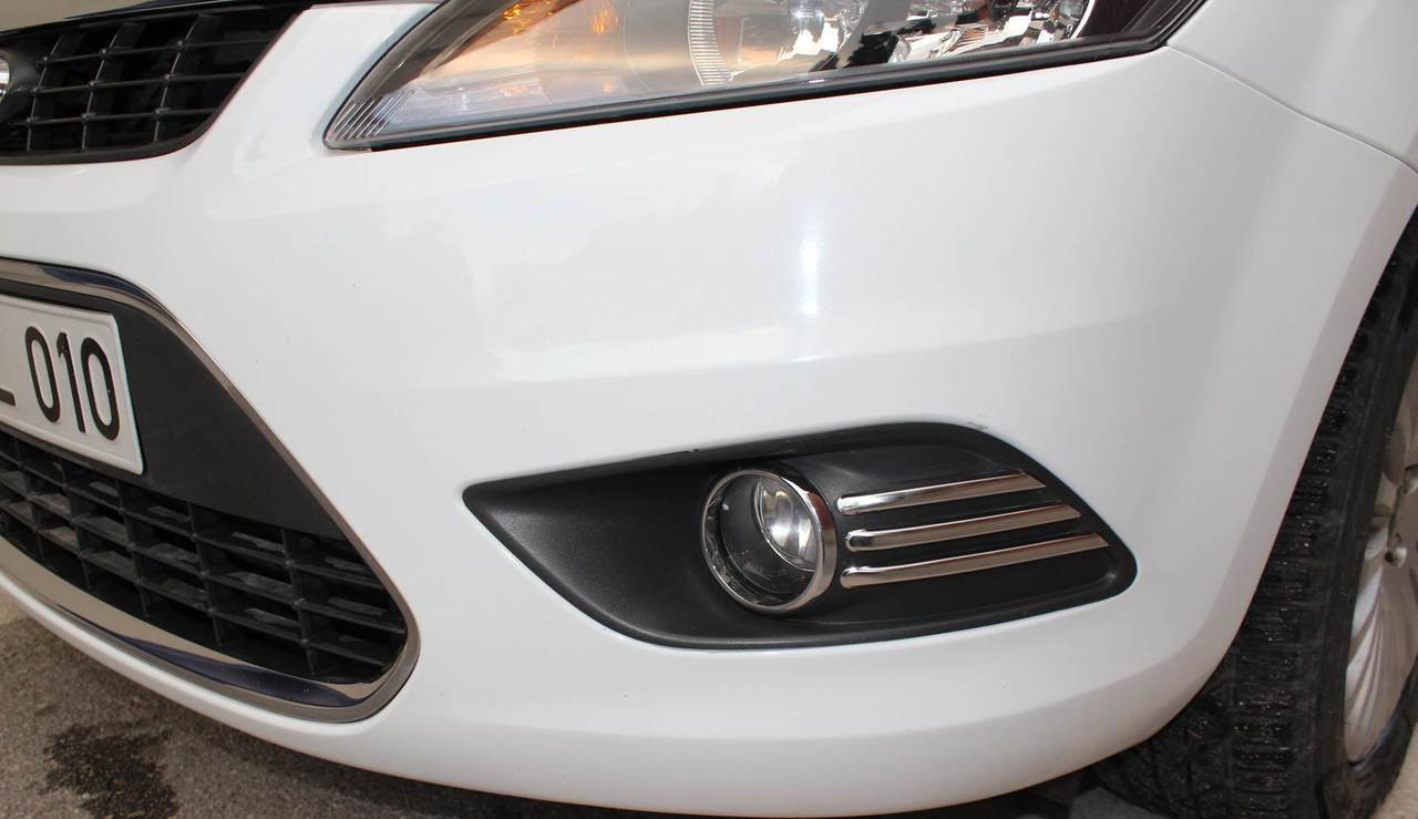 Chrome Fog Light Lamp Trim Covers Accents Set To Fit Ford Focus (2008-11)