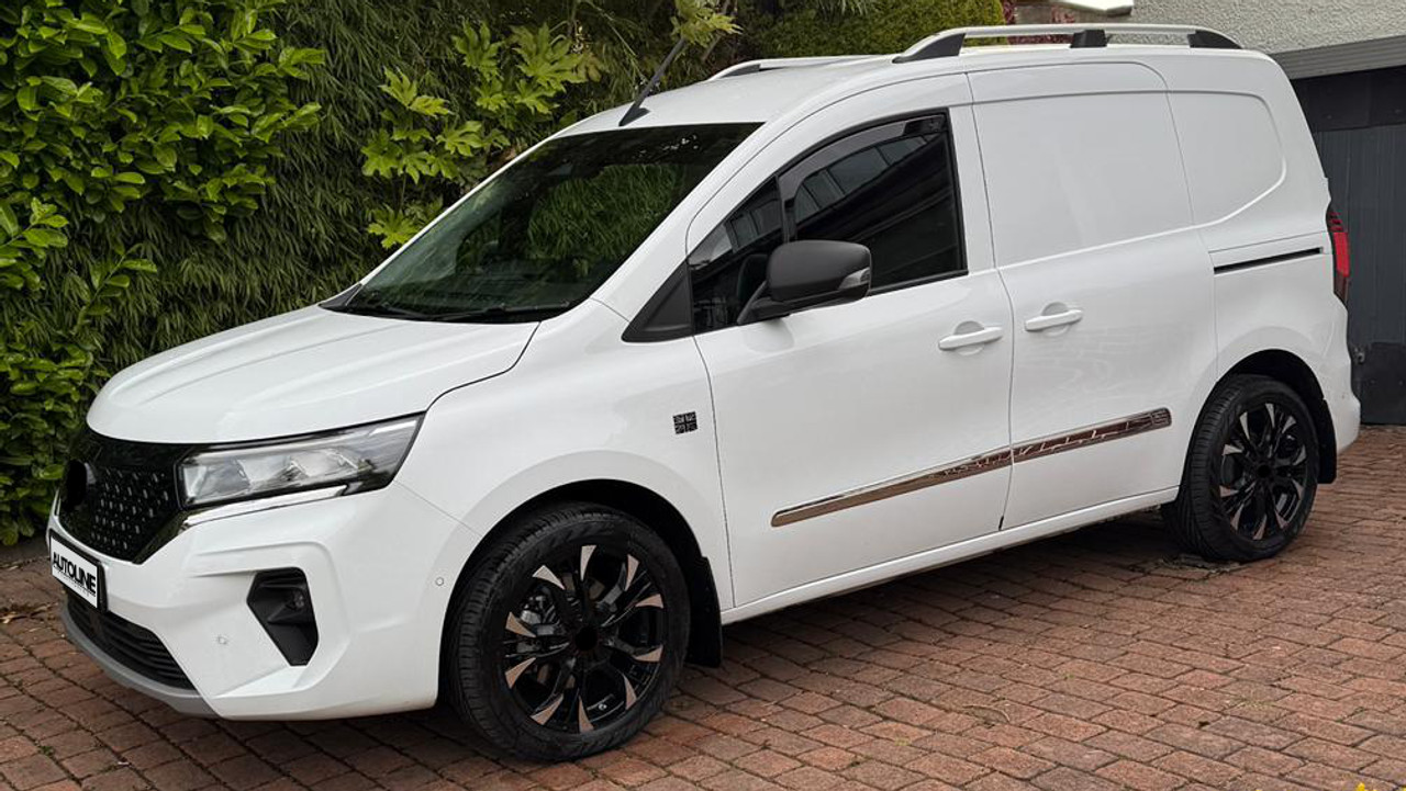 Aluminium Roof Rack Rails Side Bars To Fit L1 Renault Kangoo MWB (2022+)