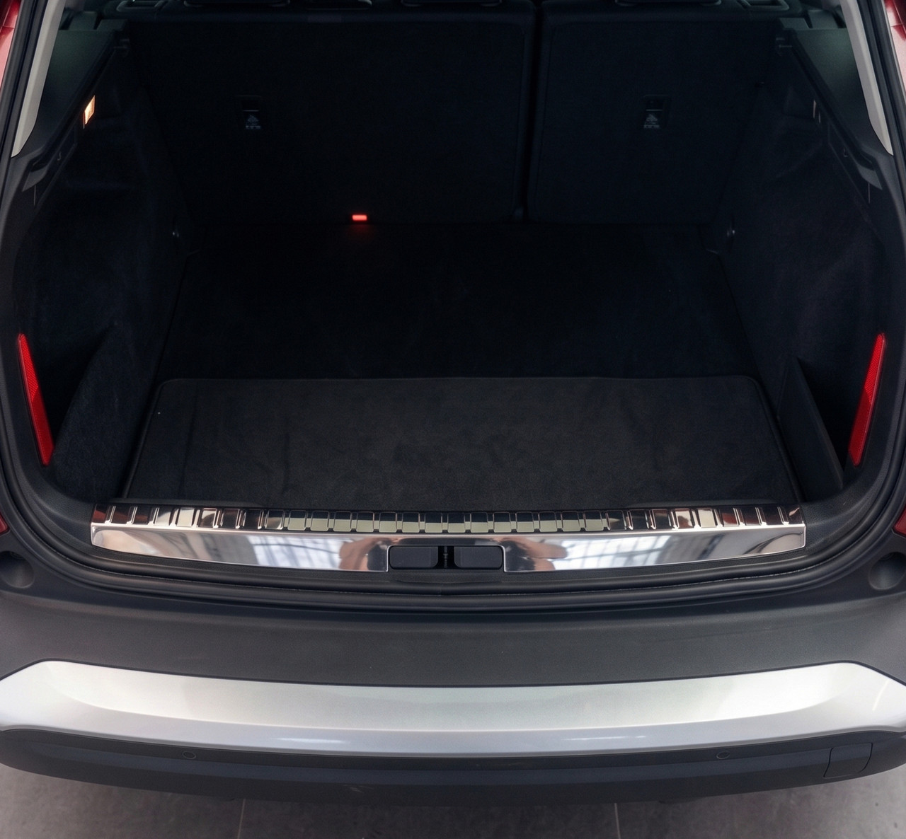 Chrome Rear Bumper Guard Boot Sill Cover To Fit Peugeot 2008 (2020+)