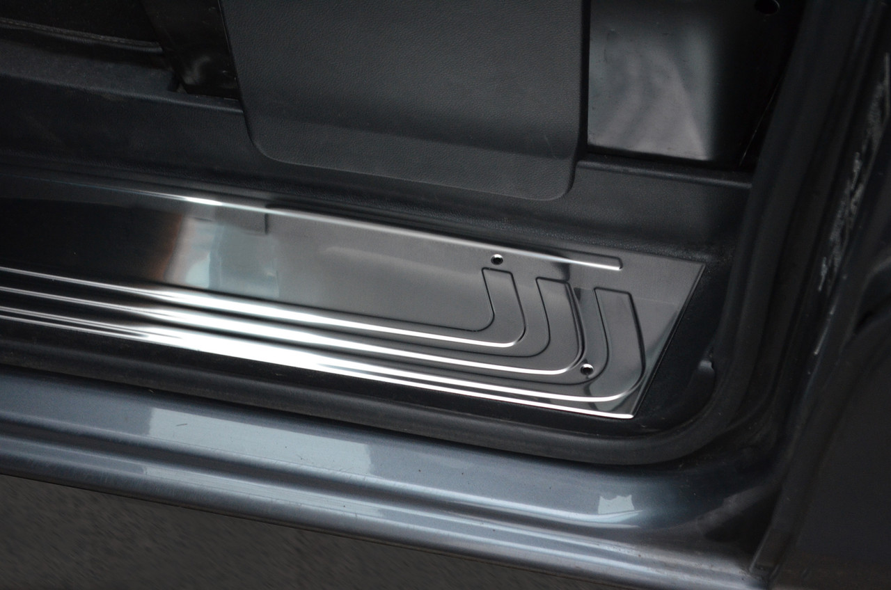 Chrome Door Sill Trim Covers Protectors Set To Fit Mercedes-Benz Vito 3dr (15+)
