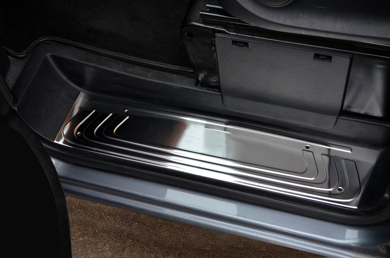 Chrome Door Sill Trim Covers Protectors Set To Fit Mercedes-Benz Vito 3dr (15+)