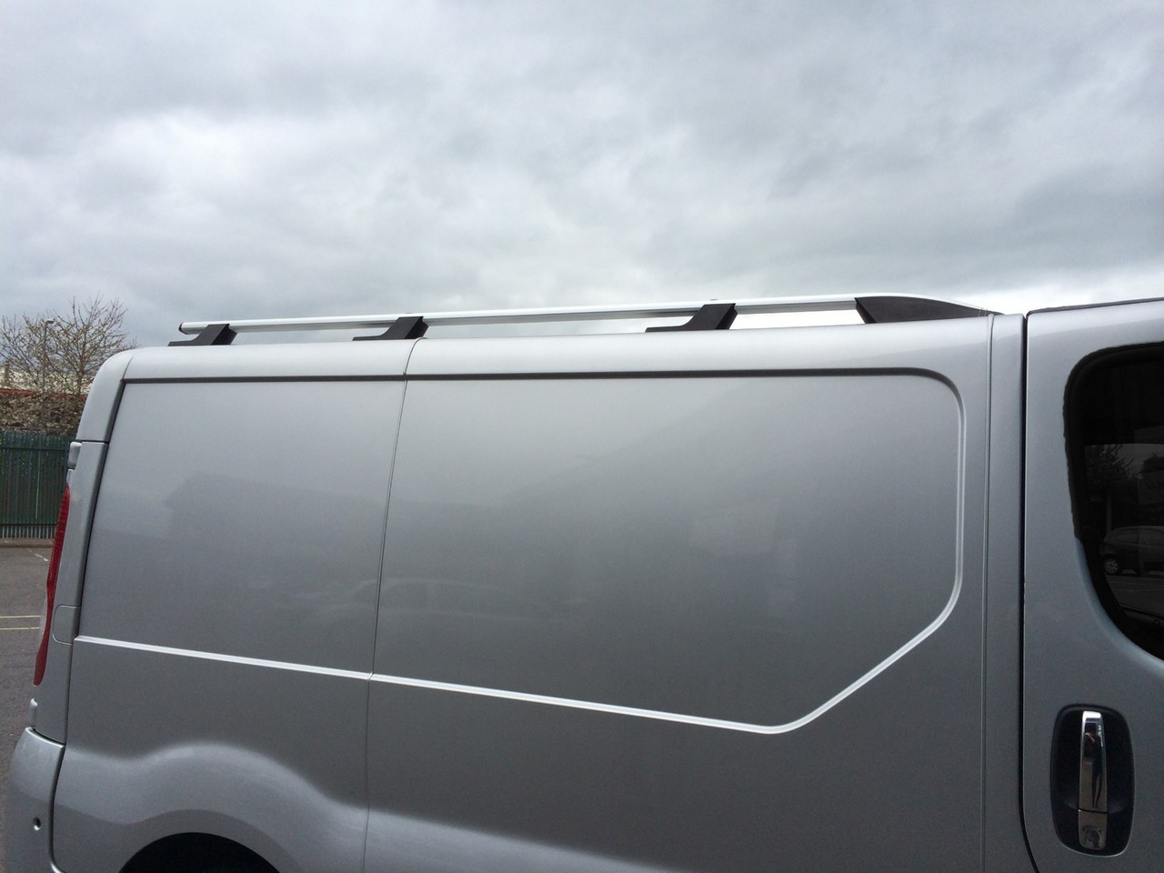 Alu Roof Rack Rails Side Bars Set To Fit SWB Vauxhall / Opel Vivaro  (2002-14) - Autoline Accessories Limited