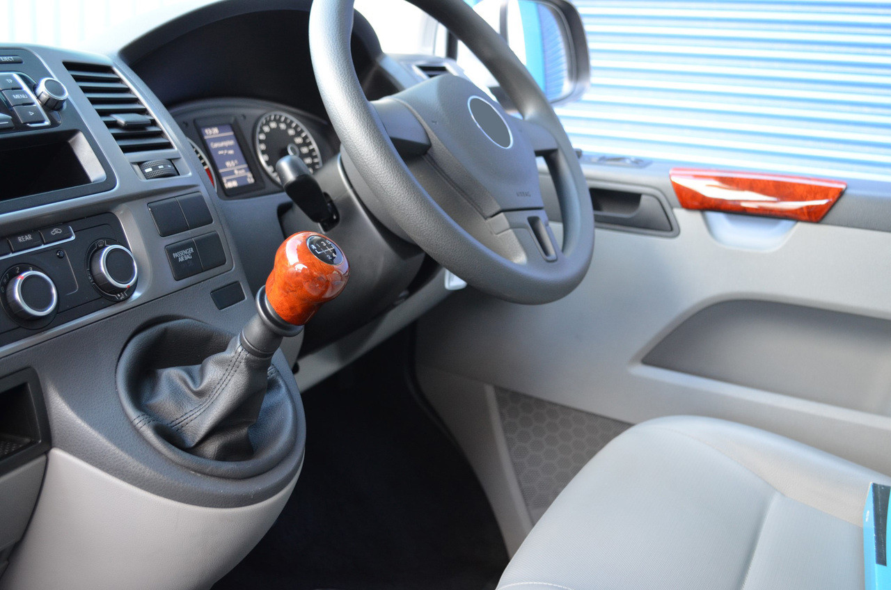 Walnut Finish Gear Shift Knob Handle To Fit Volkswagen T5 Transporter (2003-15)