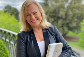 A Scented Life - Aromatherapy Reimagined Book