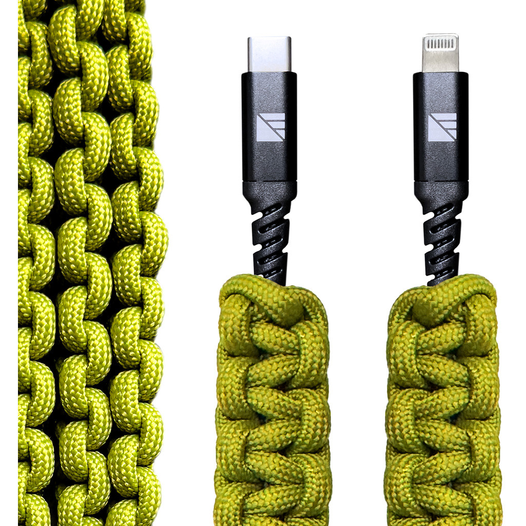Dark Energy Lightning to C Paracord Cable  Black