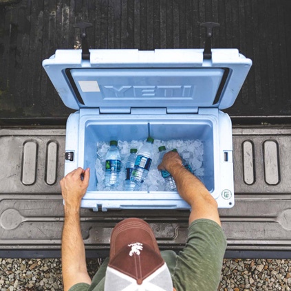 YETI COOLER REVIEW - Is the expensive YETI Tundra 45 Cooler Worth