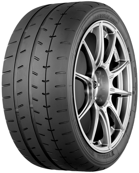 Yokohama Advan A052 Tire - 225/40R18 92Y