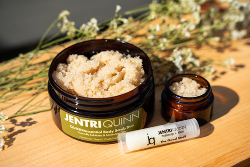 Your 2022 Holiday Beauty Gift Guide from Jentri Quinn! 