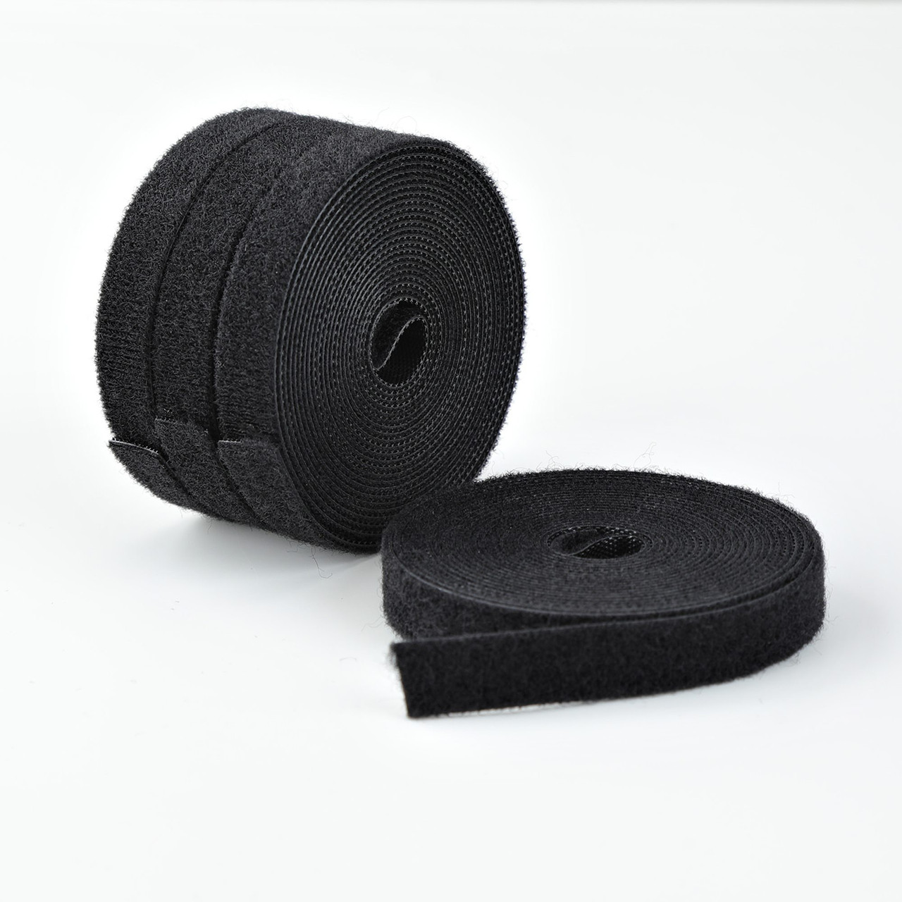 StarTech.com HKLP15054PK cable organizer Universal Hook & loop cable tie Black 4 pc(s) , HKLP15054PK