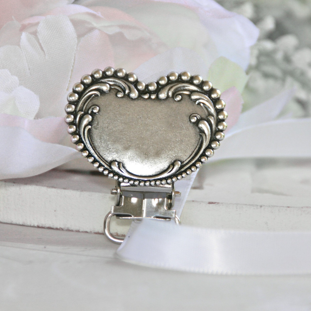 BA-78  Beaded Engraveable Paci-Holder