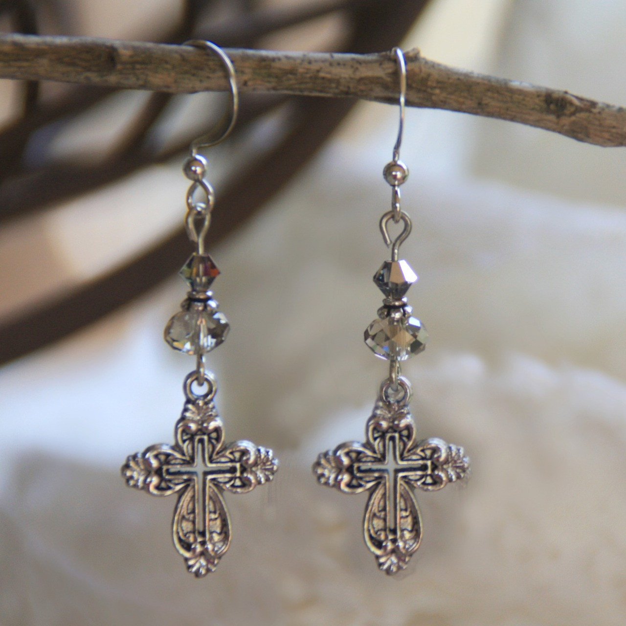 IN-708 Swarovski Cross Earrings