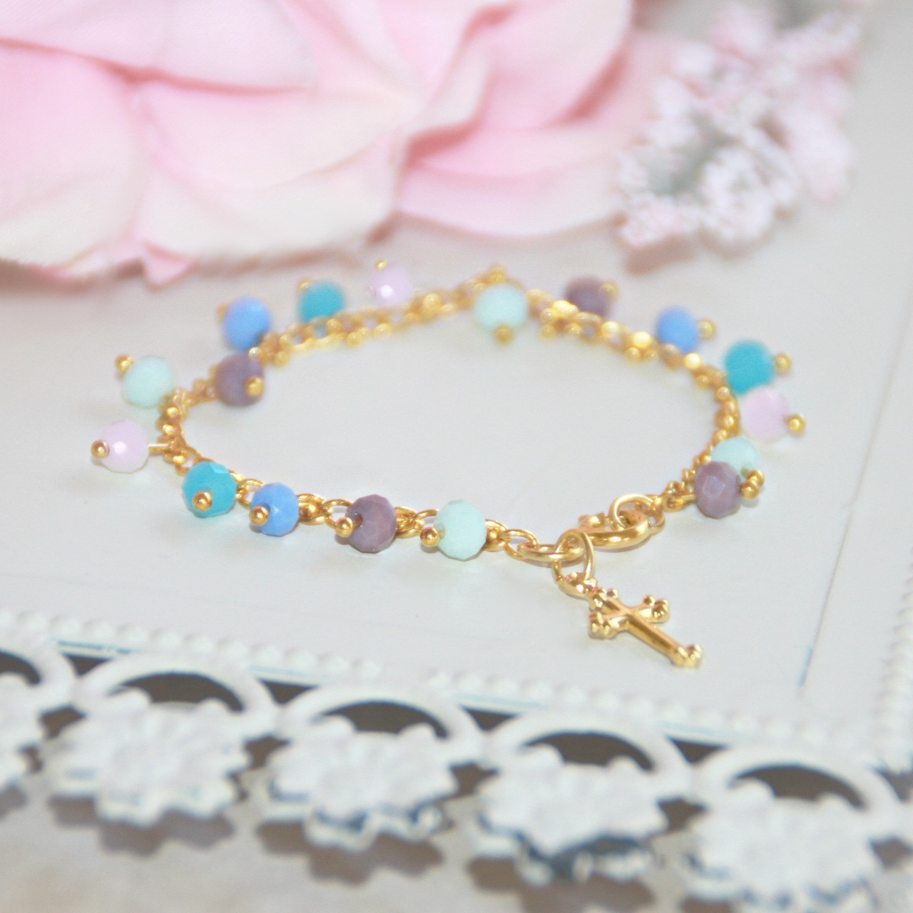 CJ-415  Oh so dainty and sweet beaded drop 5" bracelet with Cross