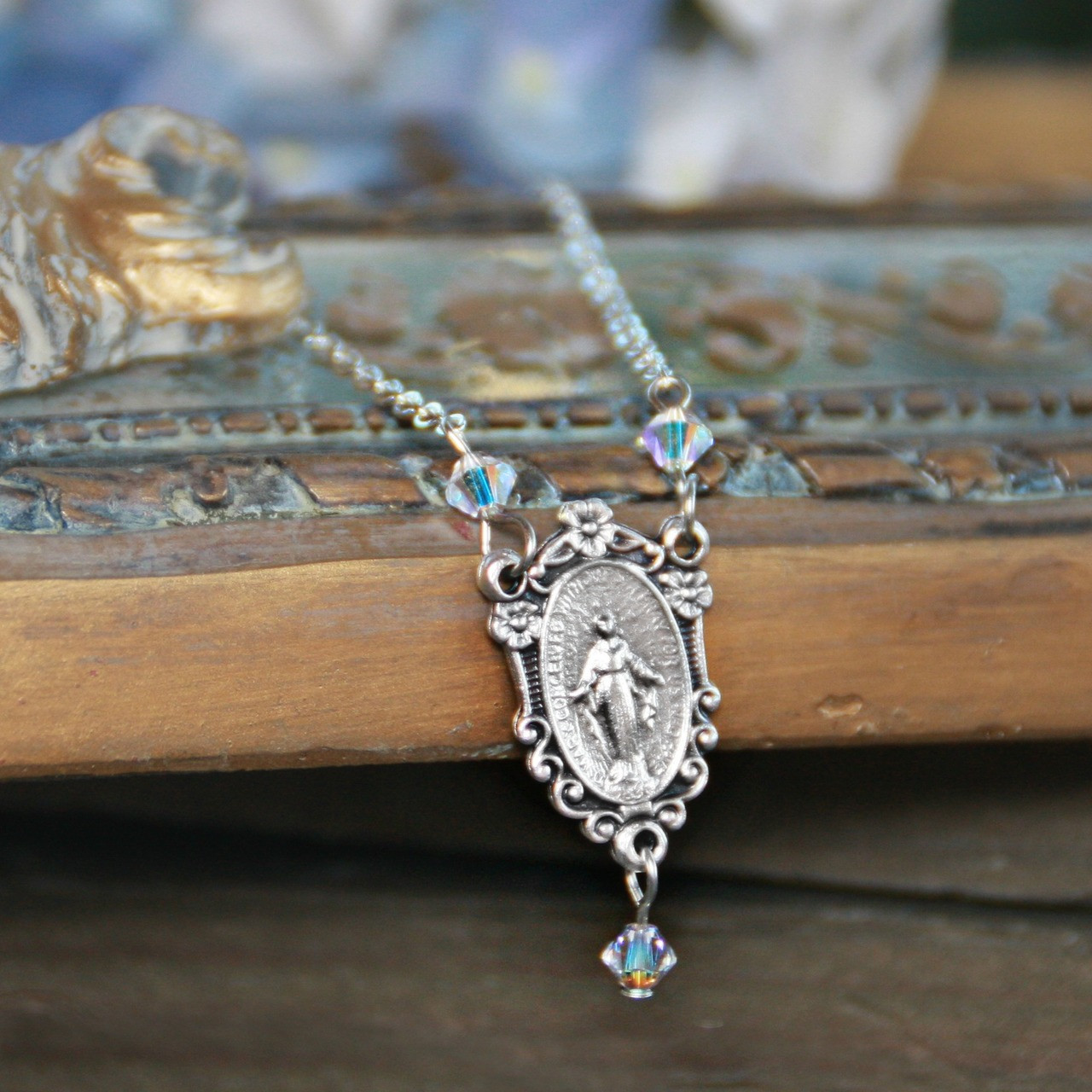 IN-581  Mary Dainty Necklace with Swarovski Crystals AB