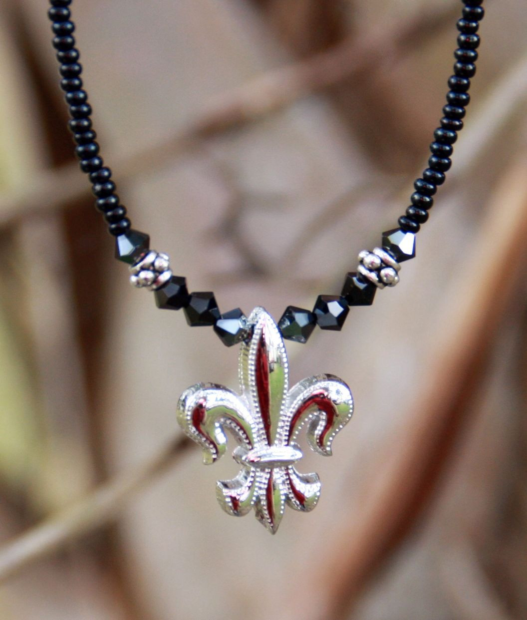 NCK-84 Fleur de Lis Black and Silver Beaded Necklace