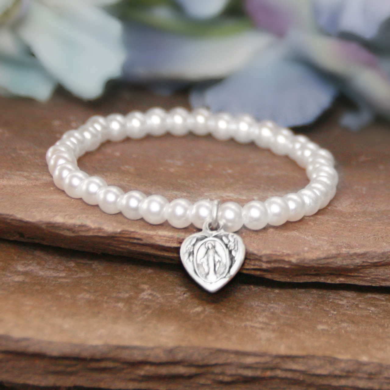 CJ-147M-5  Mary Medal  5" Pearl Stretchy Bracelet