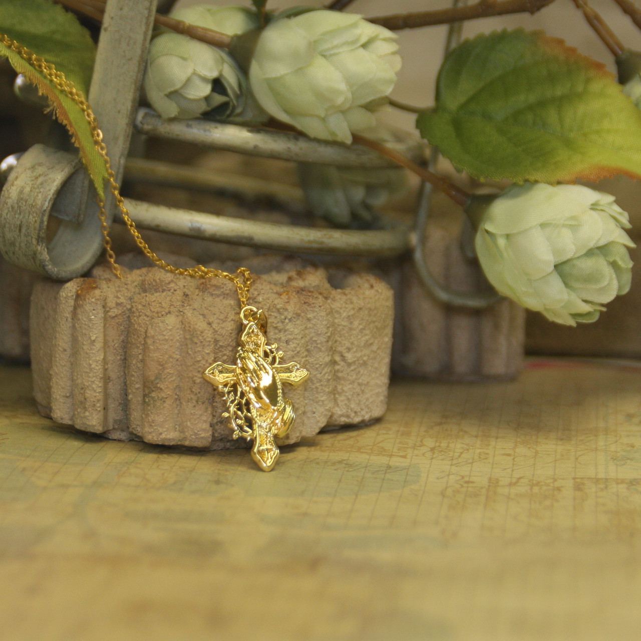 IN-547  Praying Hands Beautiful Timeless Necklace